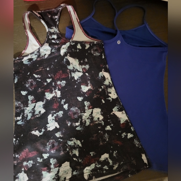 Lululemon tank top bundle~medium 8/10. - Picture 2 of 16